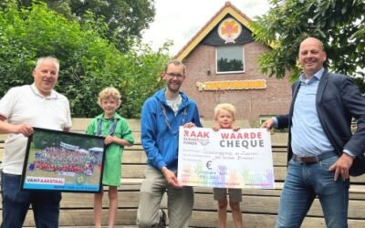 Nieuwe bekers voor Scoutinggroep De Zwervers via Jan Willem Brouwer