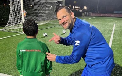 Nieuwe voetbaltenues voor JO 11-04 VV Brabantia via Erwin Winters